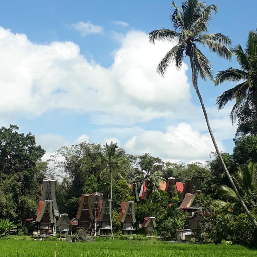 Toraja Manubackpacker Hotel รานเตเปา ภายนอก รูปภาพ